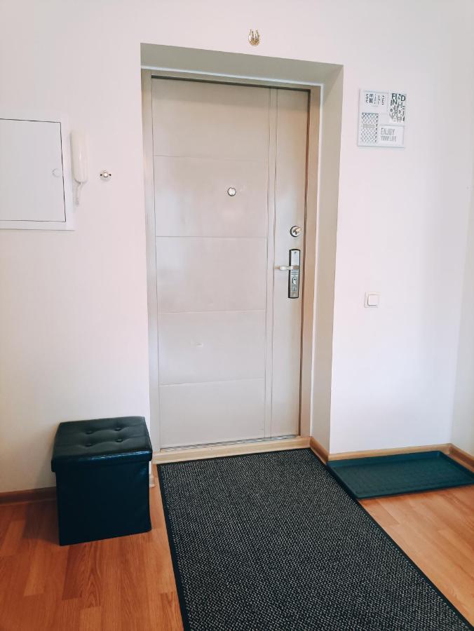 Homey Nest In Midtown Center, Up To 4 Guests, Steps From The Park, Free Parking * Riga
