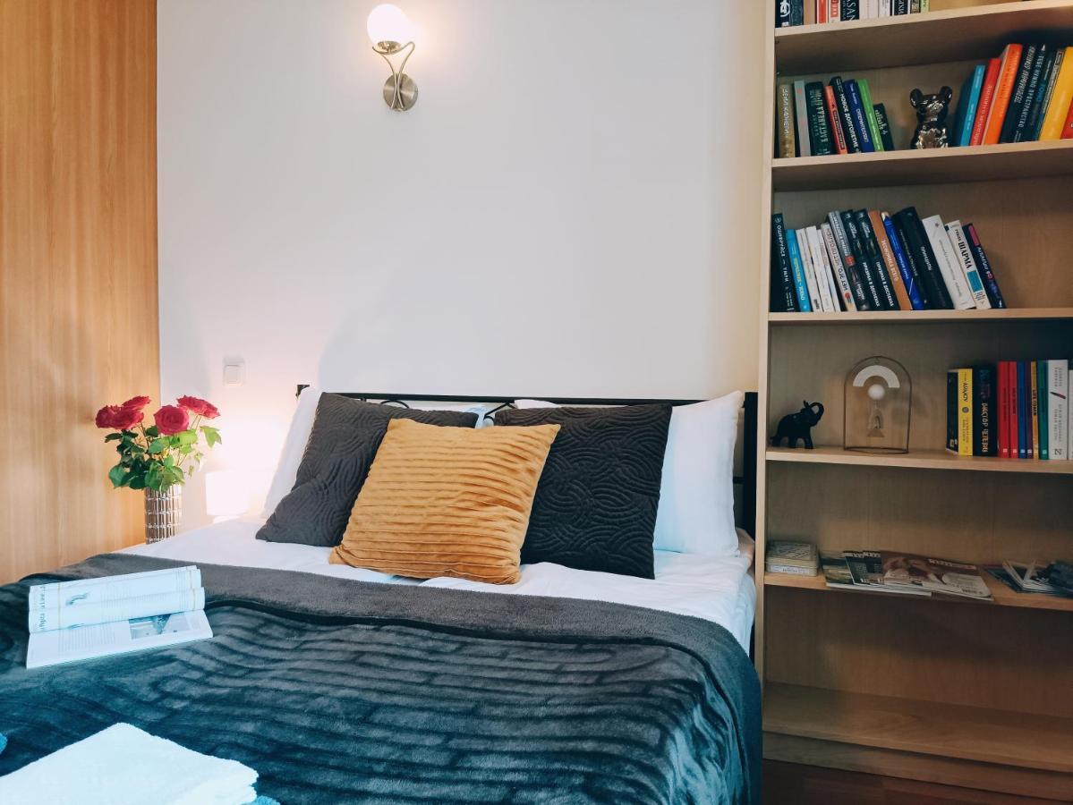 Lejlighed Homey Nest In Midtown Center, Up To 4 Guests, Steps From The Park, Free Parking